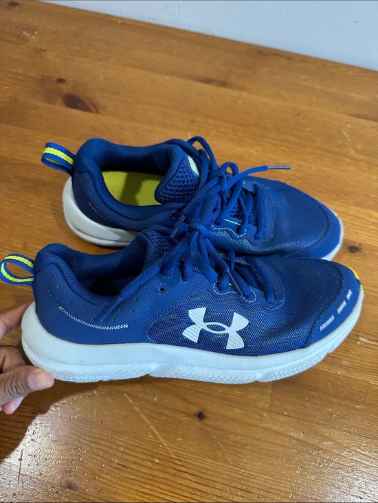 Under Armour Other - Under Armour Kids Royal Blue & White Athletic Sneakers